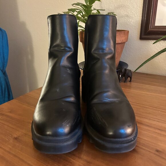 Sophisticated black French Connection chunky boots women's Size 9 - Picture 2 of 7